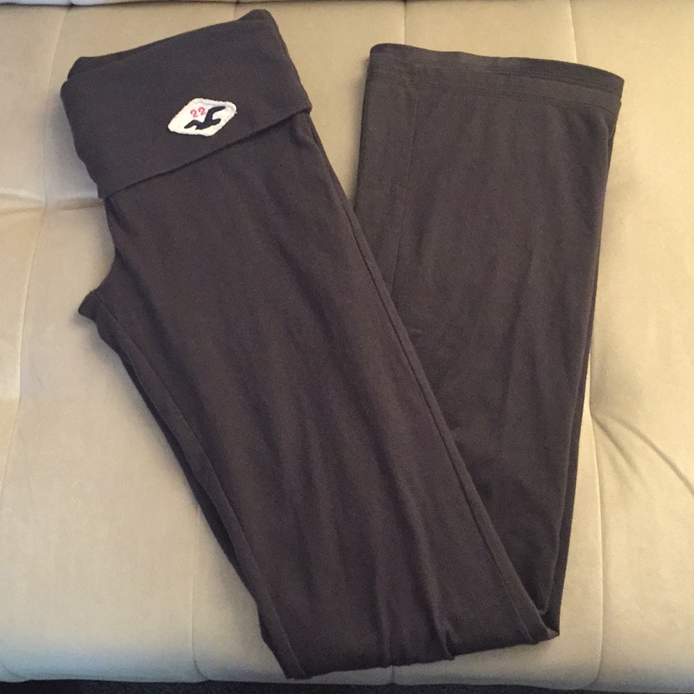 Hollister yoga pants.
